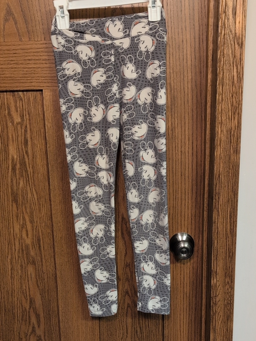 Gray Kids Leggings with White Character Pattern